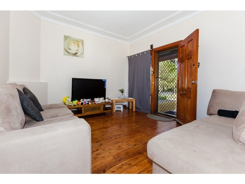 25 Sturdee St, Wentworthville NSW 2145