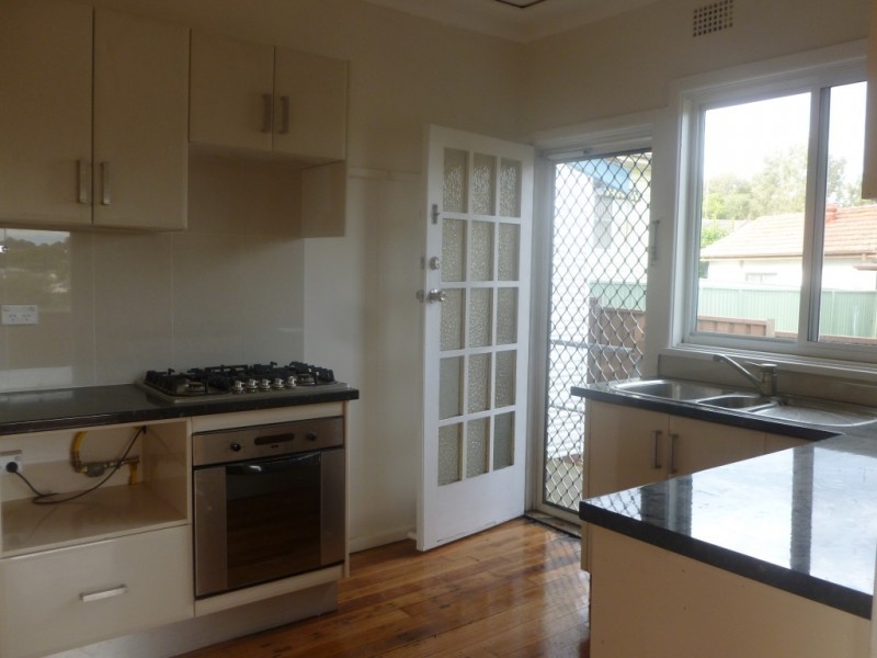 83 Bungaree Road, Toongabbie NSW 2146