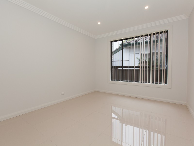 101 Bogalara Rd, Old Toongabbie NSW 2146