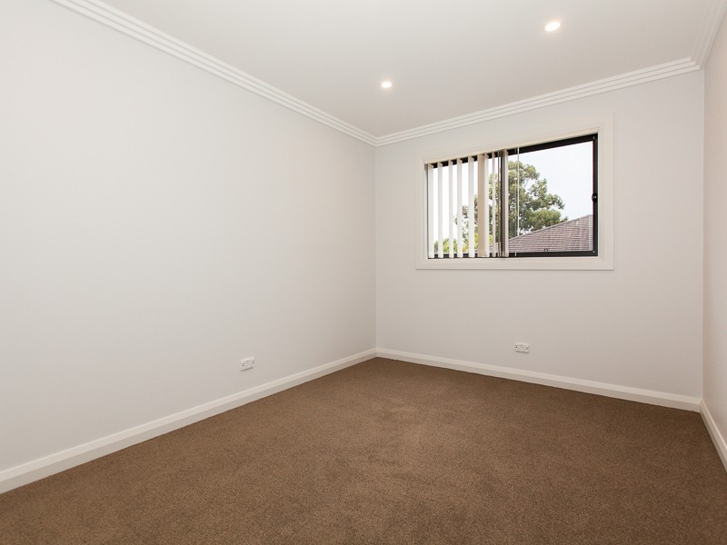 101 Bogalara Rd, Old Toongabbie NSW 2146