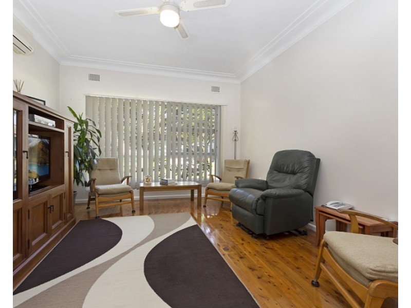 37 Hanbury Street, Greystanes NSW 2145