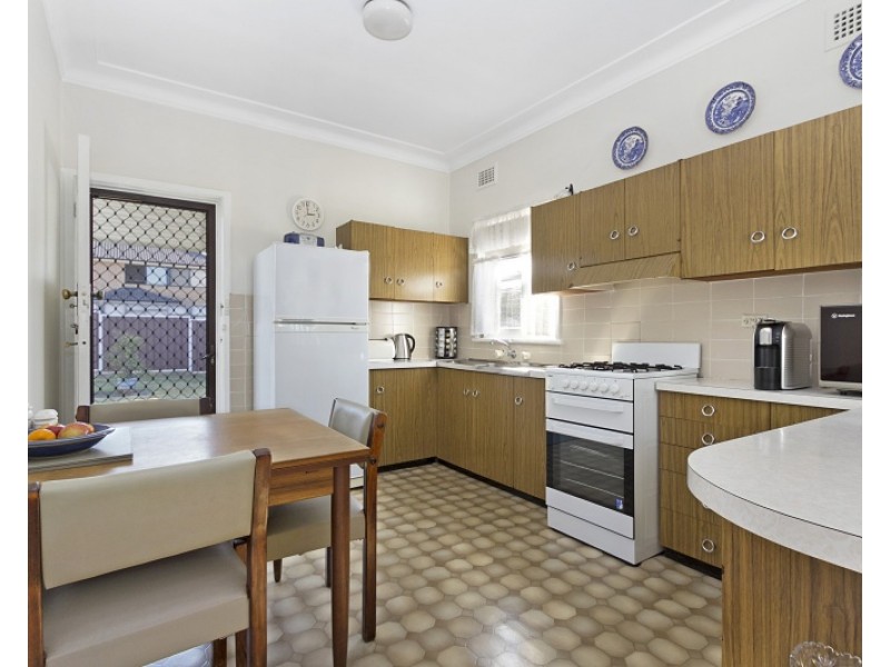 37 Hanbury Street, Greystanes NSW 2145