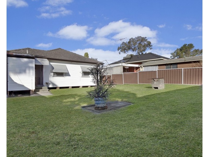 37 Hanbury Street, Greystanes NSW 2145