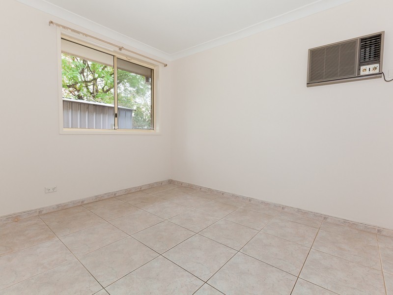 3/5A Binalong Rd, Pendle Hill NSW 2145
