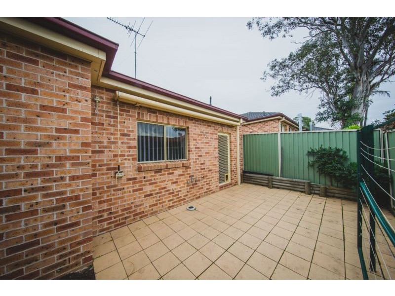 4/75 Girraween Road, Girraween NSW 2145