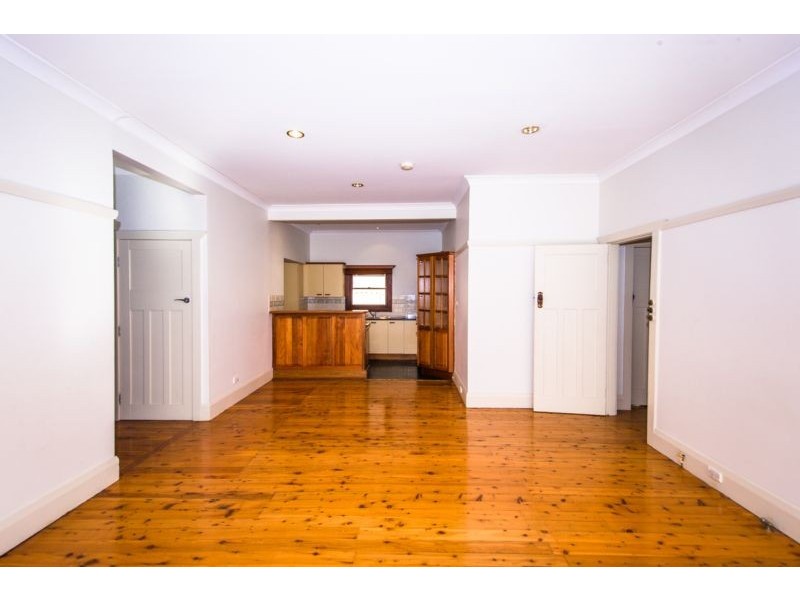 35 Wyena Road, Pendle Hill NSW 2145