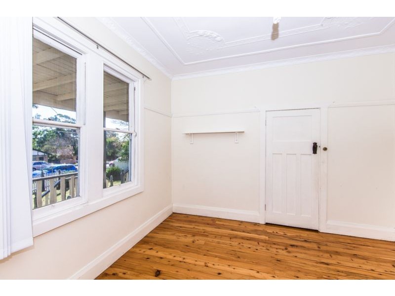 35 Wyena Road, Pendle Hill NSW 2145