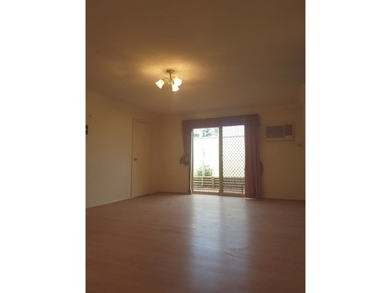 3/7 Rhonda Street, Pendle Hill NSW 2145