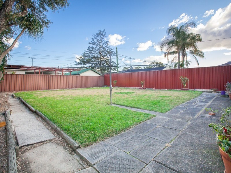 130 Roberta Street, Greystanes NSW 2145