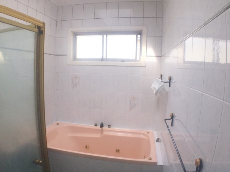 25 Daley Street, Pendle Hill NSW 2145