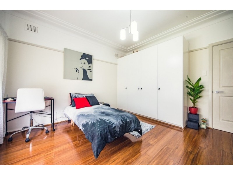 9 Hopkins Street, Wentworthville NSW 2145