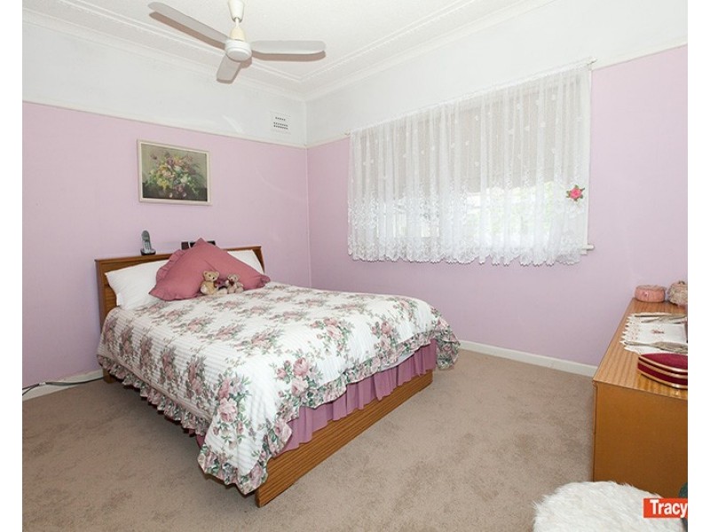 98 Dunmore St, Wentworthville NSW 2145