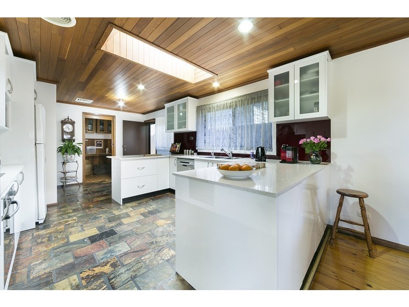 27 Arnett Street, Pendle Hill NSW 2145