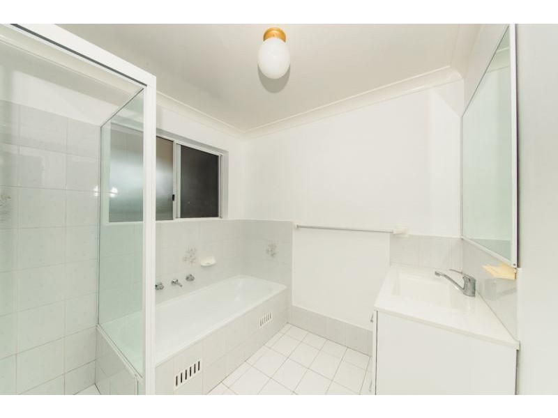 8/25 Queens Road, Westmead NSW 2145