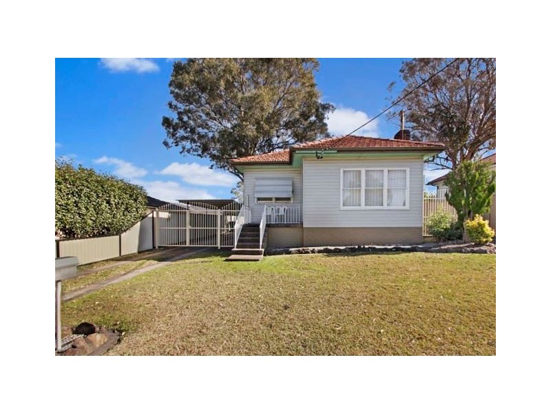 14 Jewelsford Road, Wentworthville NSW 2145