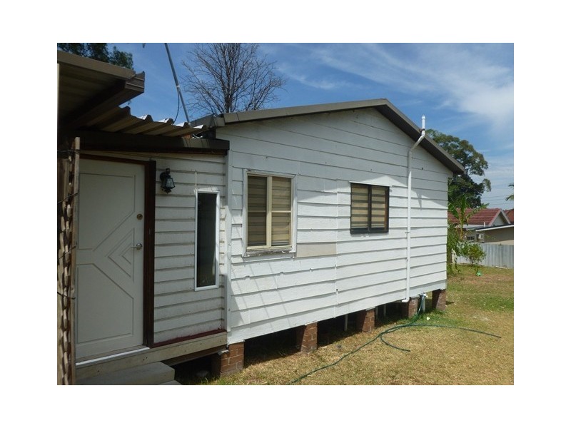 4a Bijiji street, Pendle Hill NSW 2145