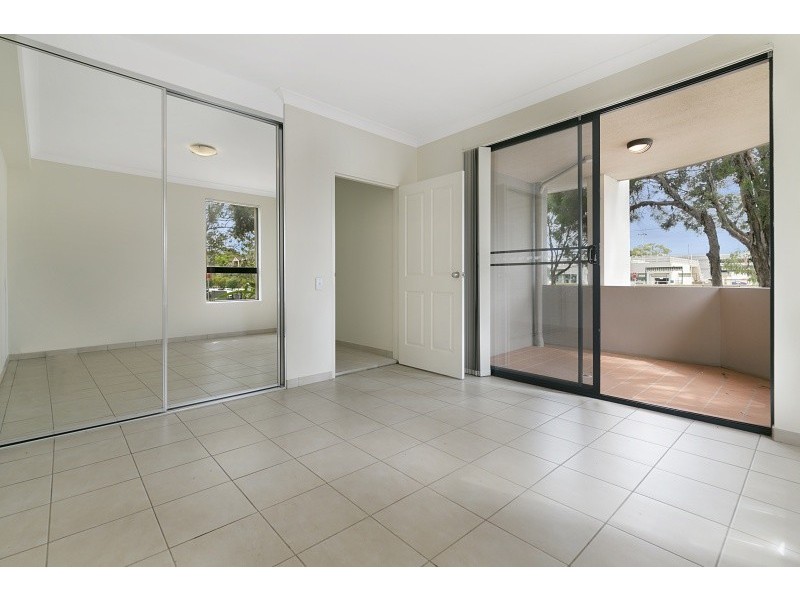 2/68-70 Newman Street, Merrylands NSW 2160