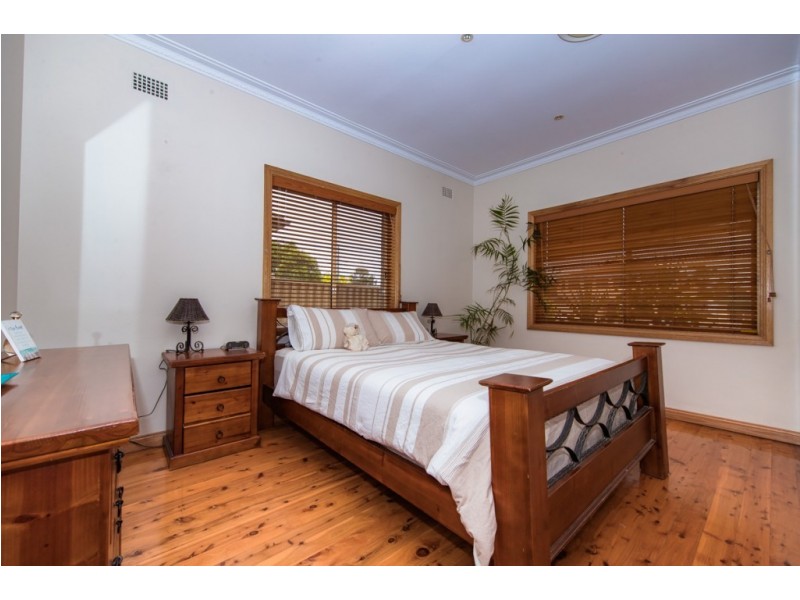 16 Berkeley Street, South Wentworthville NSW 2145