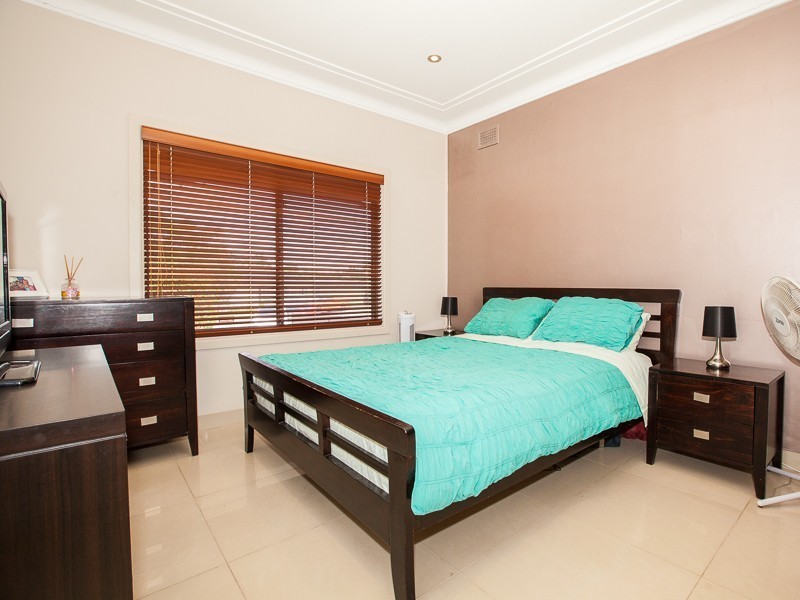 7 Flamingo Place, Pendle Hill NSW 2145