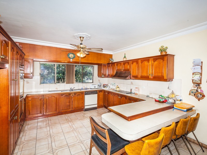 202 Targo Road, Girraween NSW 2145