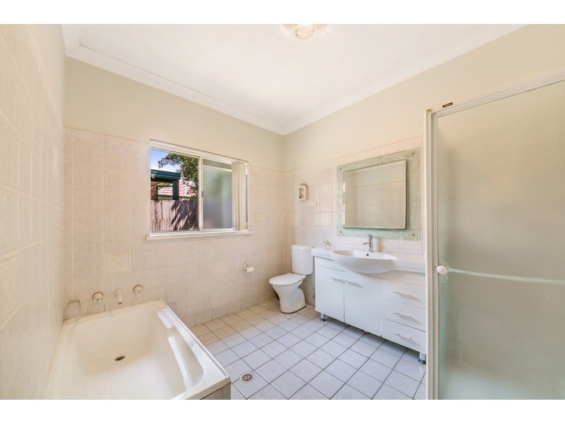 30 Toohey Avenue, Westmead NSW 2145