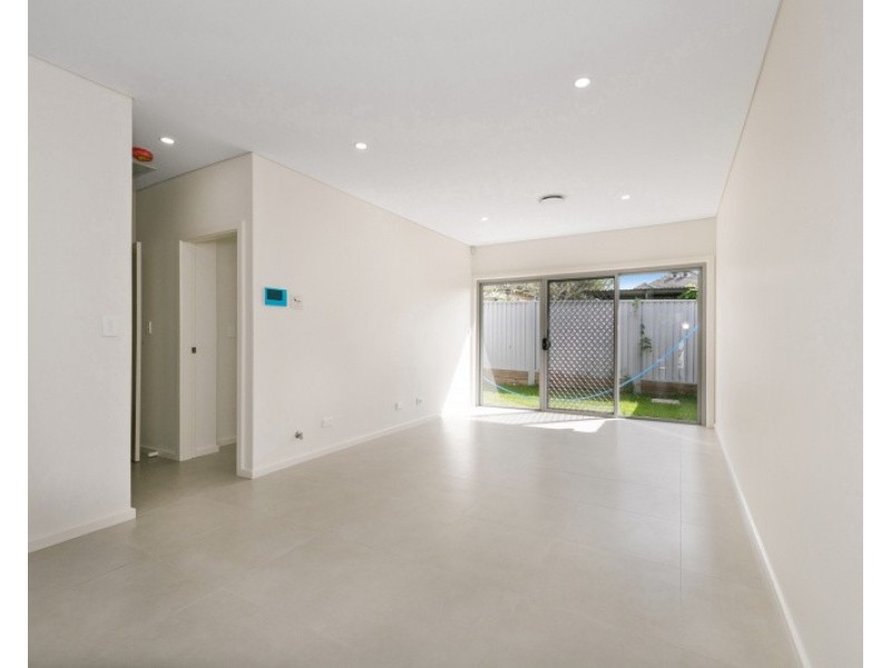 129-133 Dunmore Street, Wentworthville NSW 2145