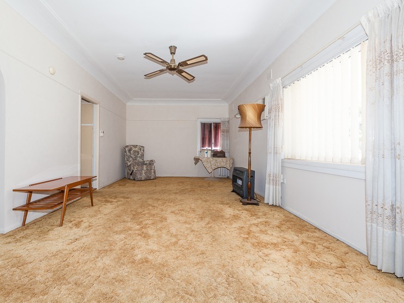 8 Calla Grove, Pendle Hill NSW 2145