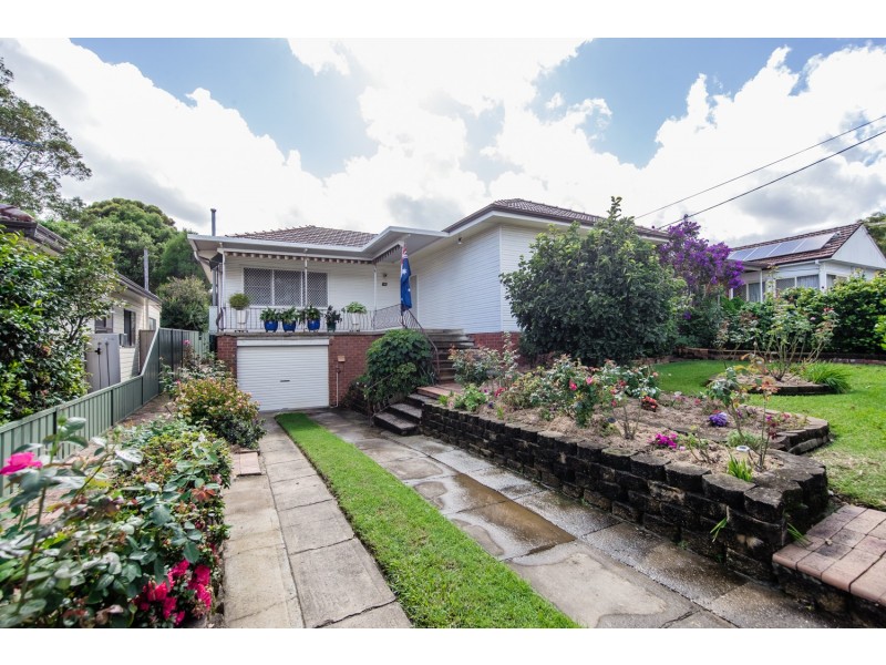 19 Cornock Avenue, Toongabbie NSW 2146