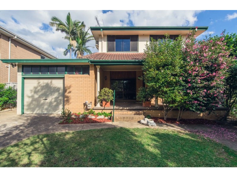 22 Bulli Road, Toongabbie NSW 2146