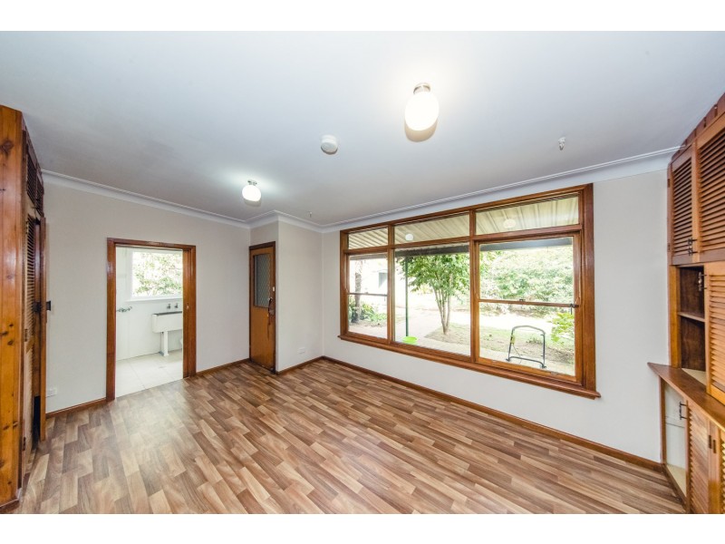 22 Bulli Road, Toongabbie NSW 2146
