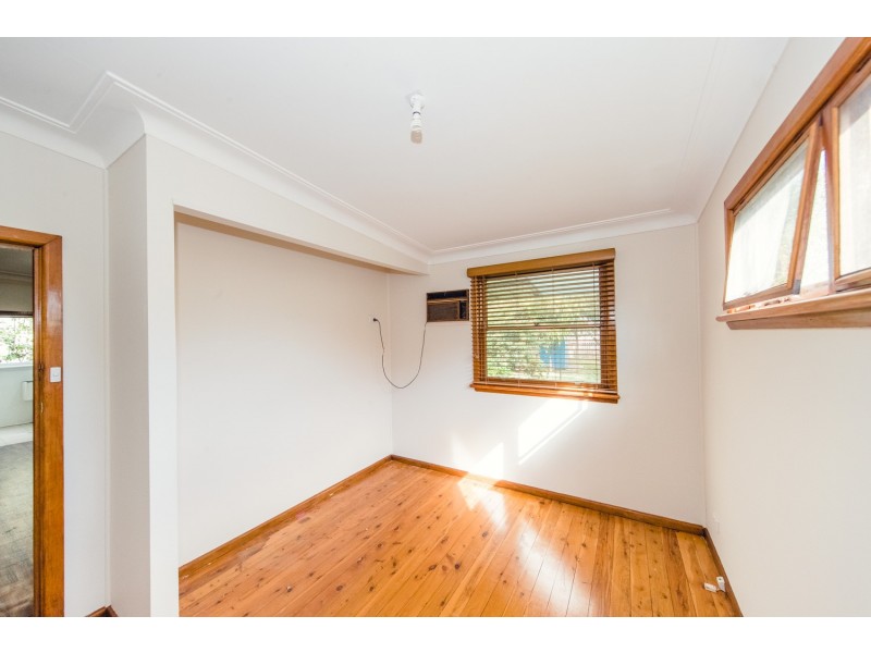 22 Bulli Road, Toongabbie NSW 2146