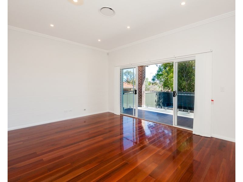 62A Oramzi Road, Girraween NSW 2145