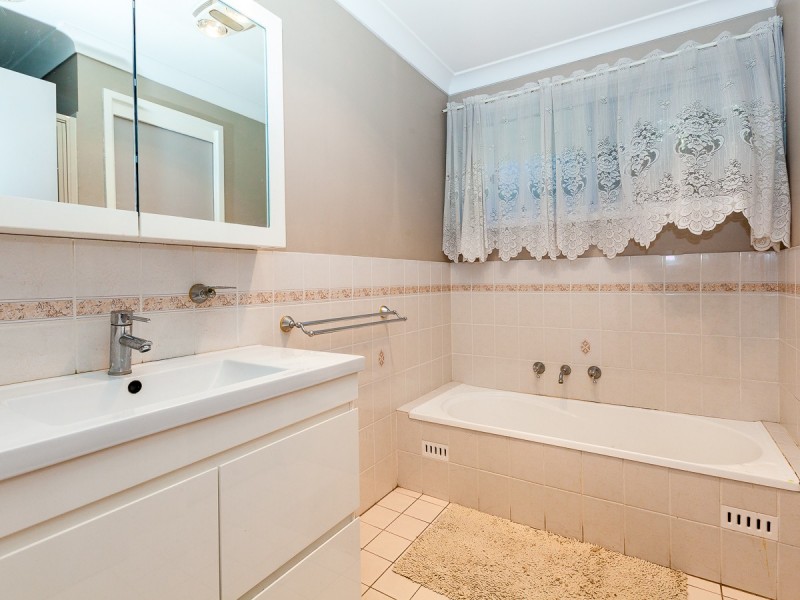 52A Frederick Street, Pendle Hill NSW 2145