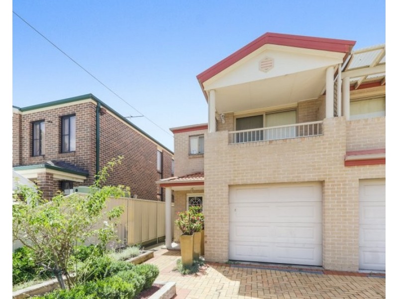 19a Oatlands Street, Wentworthville NSW 2145