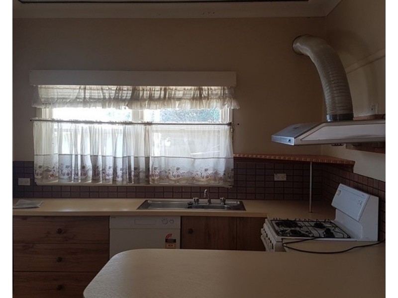 3 Birtles Avenue, Pendle Hill NSW 2145