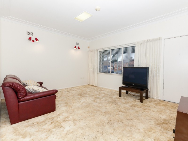 30 Pendle Way, Pendle Hill NSW 2145