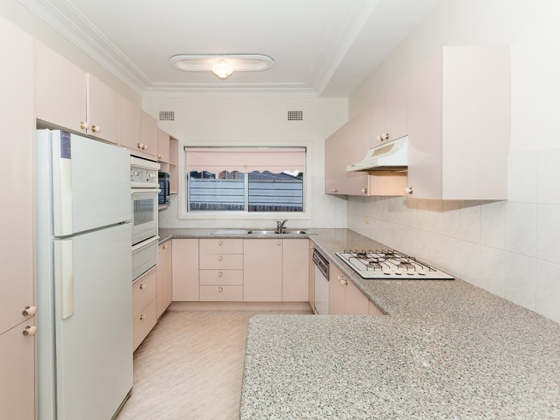 30 Pendle Way, Pendle Hill NSW 2145