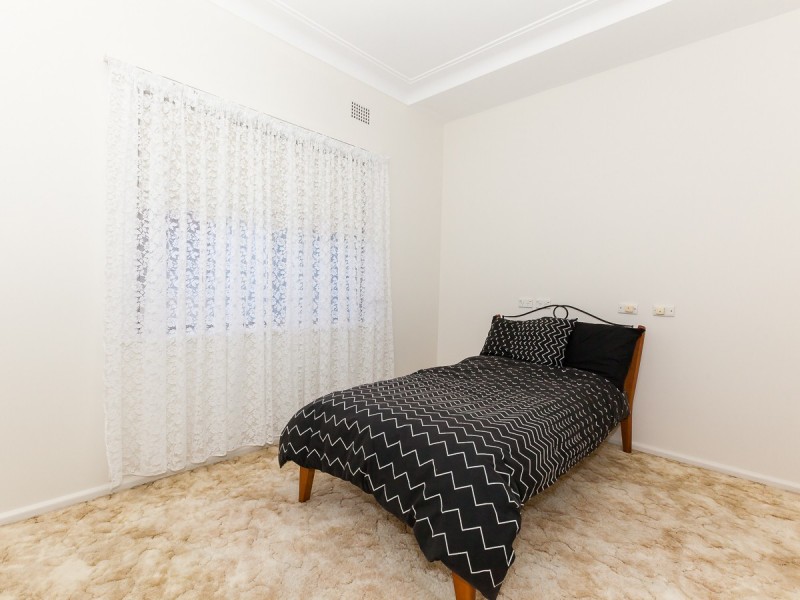 30 Pendle Way, Pendle Hill NSW 2145