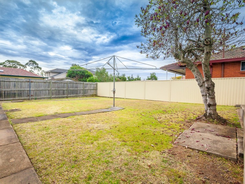 30 Pendle Way, Pendle Hill NSW 2145