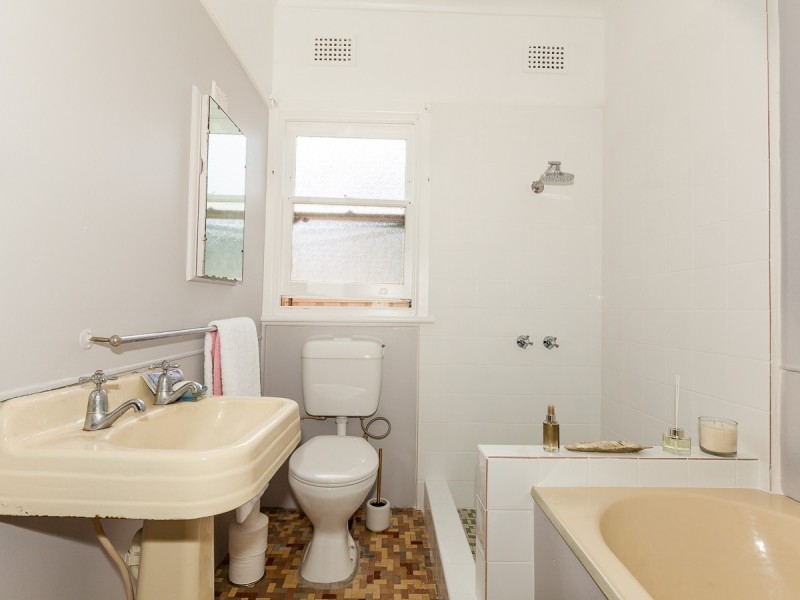 45 Pendle Way, Pendle Hill NSW 2145