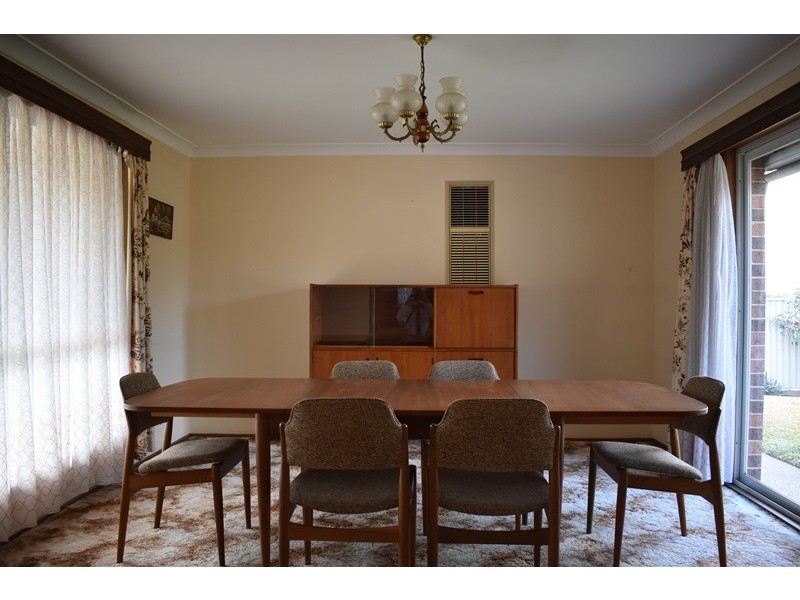 1 Carinya Road, Girraween NSW 2145