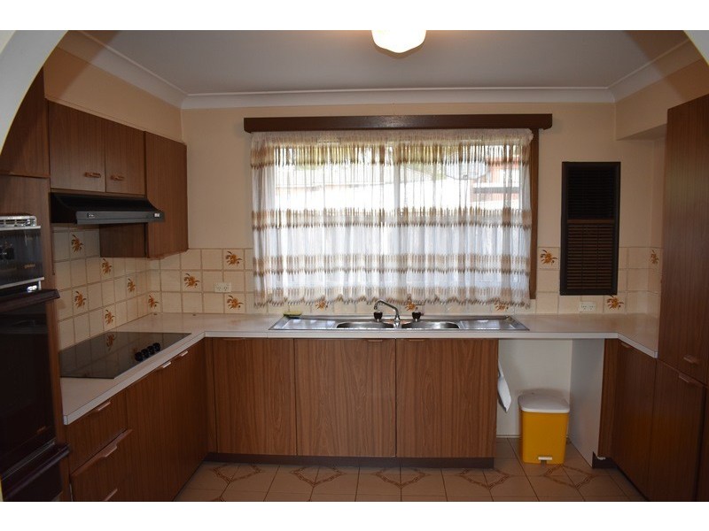 1 Carinya Road, Girraween NSW 2145