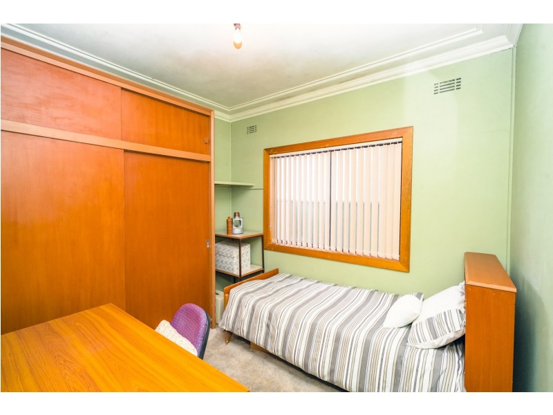 17 Cornock Avenue, Toongabbie NSW 2146