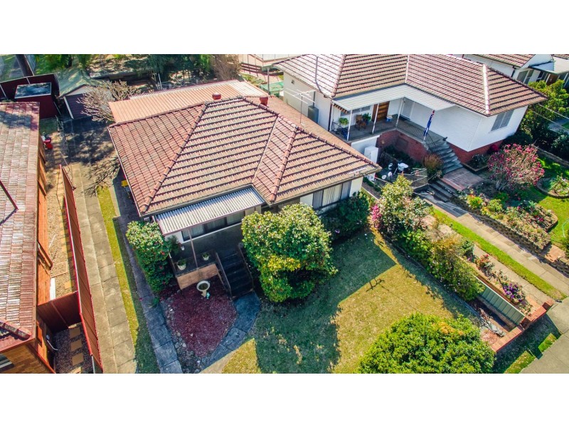 17 Cornock Avenue, Toongabbie NSW 2146
