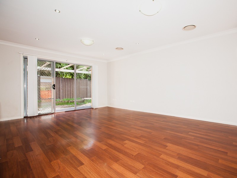 2/201 Targo Road, Girraween NSW 2145