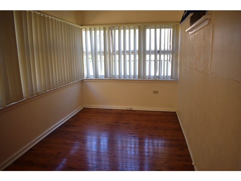 10 Brett avenue, Constitution Hill NSW 2145