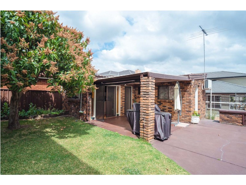 69 Ringrose Avenue, Greystanes NSW 2145