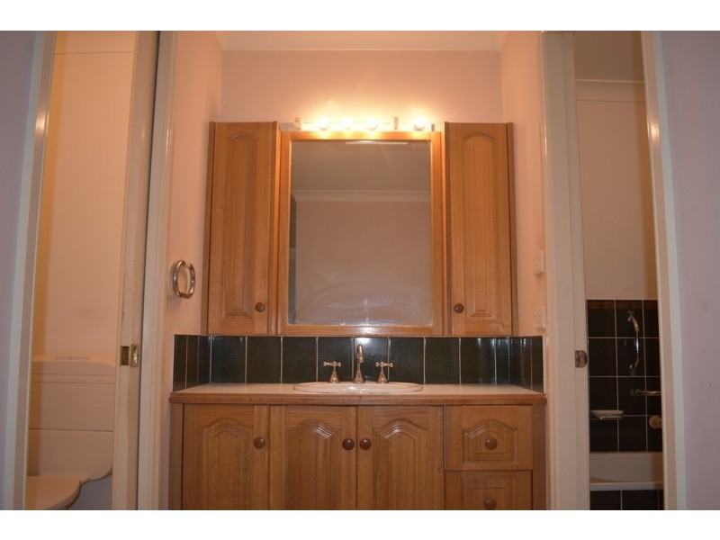 1/40 Girraween Road, Girraween NSW 2145