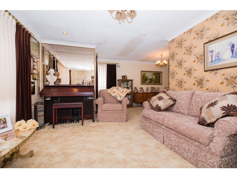 11 MacLeay Street, Greystanes NSW 2145