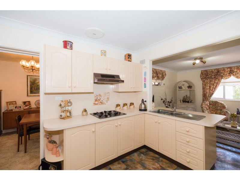 11 MacLeay Street, Greystanes NSW 2145